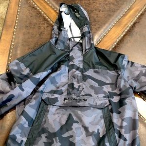 Columbia 1/4 Zip Windbreaker - Black Camo